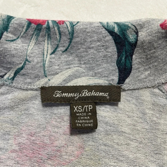 TOMMY BAHAMA Womens Partial Zip Front Pullover Athletic Top Gray Floral Size XS - Picture 3 of 8